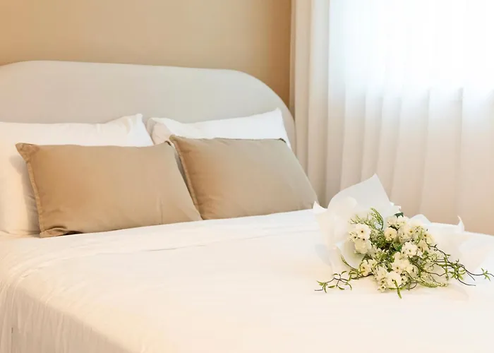 Apartment Modernstay Hongdae#mangwon Local Market 10mins, Hongdae, Hanriver Park 10min,family, A Licensed Seoul