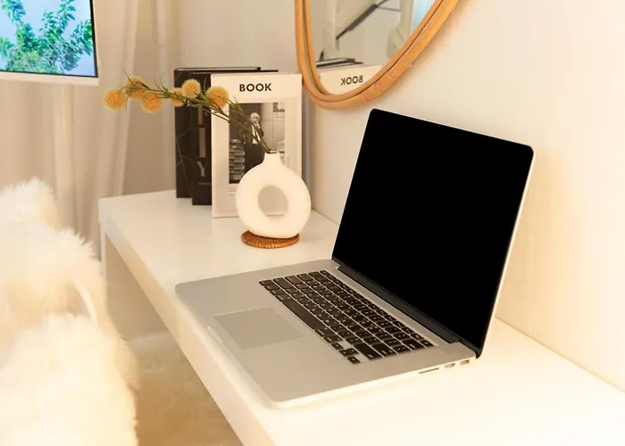 Modernstay Hongdae#mangwon Local Market 10mins, Hongdae, Hanriver Park 10min,family, A Licensed Apartment Seoul