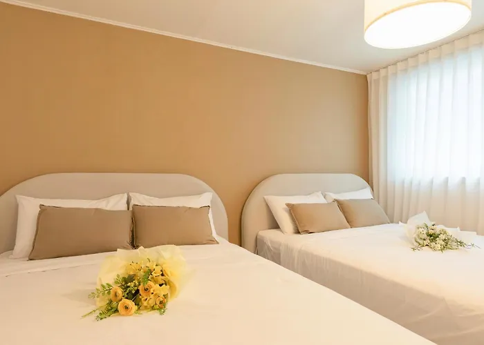 Apartment Modernstay Hongdae#mangwon Local Market 10mins, Hongdae, Hanriver Park 10min,family, A Licensed