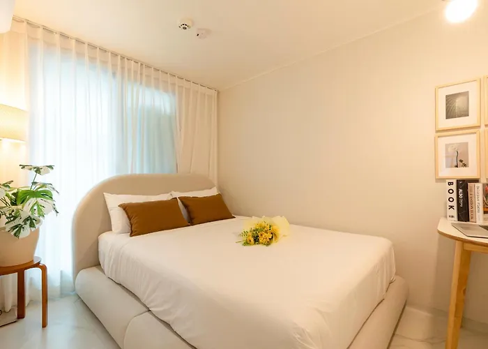 Modernstay Hongdae#mangwon Local Market 10mins, Hongdae, Hanriver Park 10min,family, A Licensed *