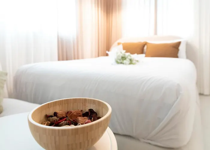 Modernstay Hongdae#mangwon Local Market 10mins, Hongdae, Hanriver Park 10min,family, A Licensed Apartment Seoul