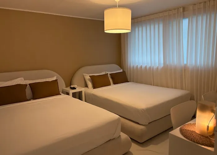 Modernstay Hongdae#mangwon Local Market 10mins, Hongdae, Hanriver Park 10min,family, A Licensed Apartment *